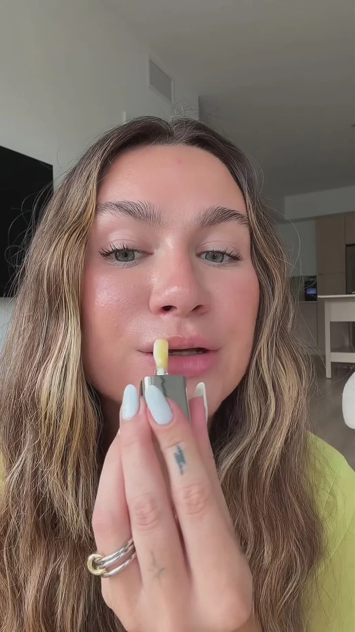 SpicyLip™ | Plump, juicy-looking lips without the needles, fillers, or fuss! Buy1 Get1 Free |Today Only